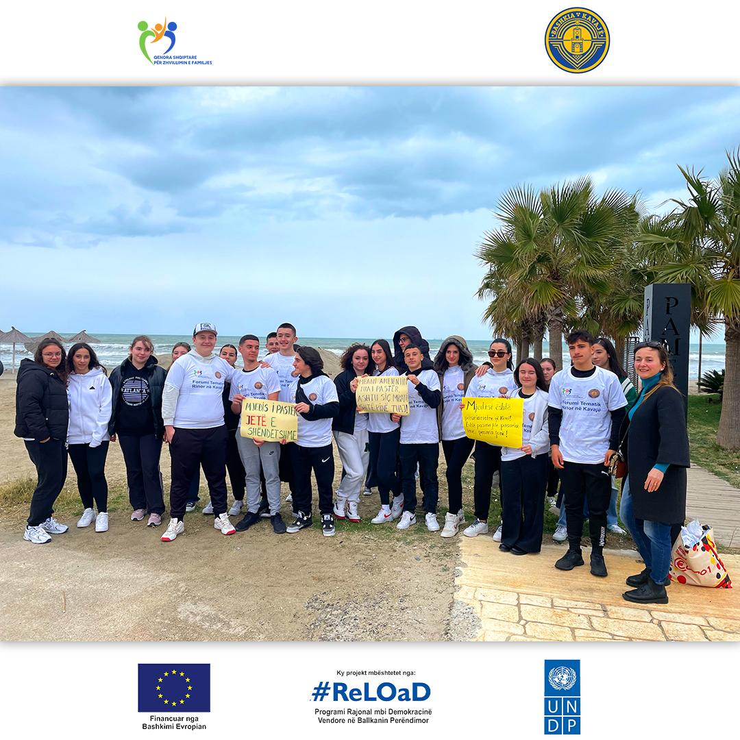 Read more about the article Aksion vullnetar pastrimi në bregdetin e Golemit nga të rinjtë e Forumit Tematik Rinor në bashkinë Kavajë