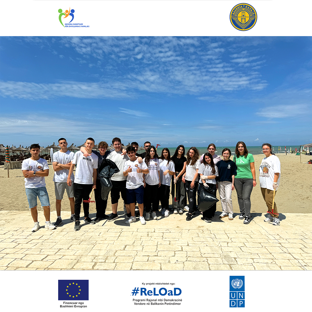 Read more about the article Dita e tretë e aksionit vullnetar të pastrimit në bregdetin e Golemit nga të rinjtë e Forumit Tematik Rinor në bashkinë Kavajë